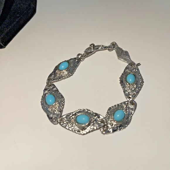 Vintage Necklace & Bracelet Silver Tone Turqouise Bead Hanging Metal Pendant B8 - Picture 5 of 7